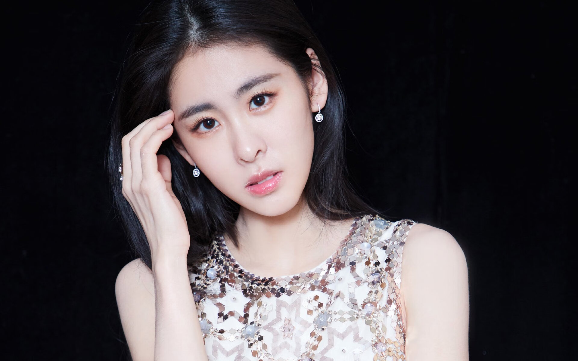 欧国联赛场面火爆,球迷热情高涨,欧国联赛事介绍