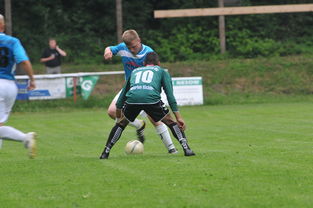 -球员在对阵强队时的数据是否更关键，对方球队