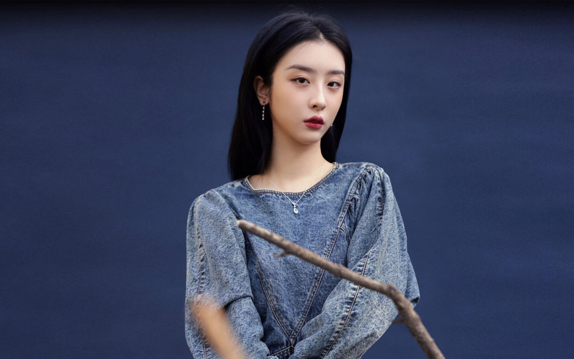 女子篮球增加快速反击训练提高比赛节奏，女子篮球基础训练动作