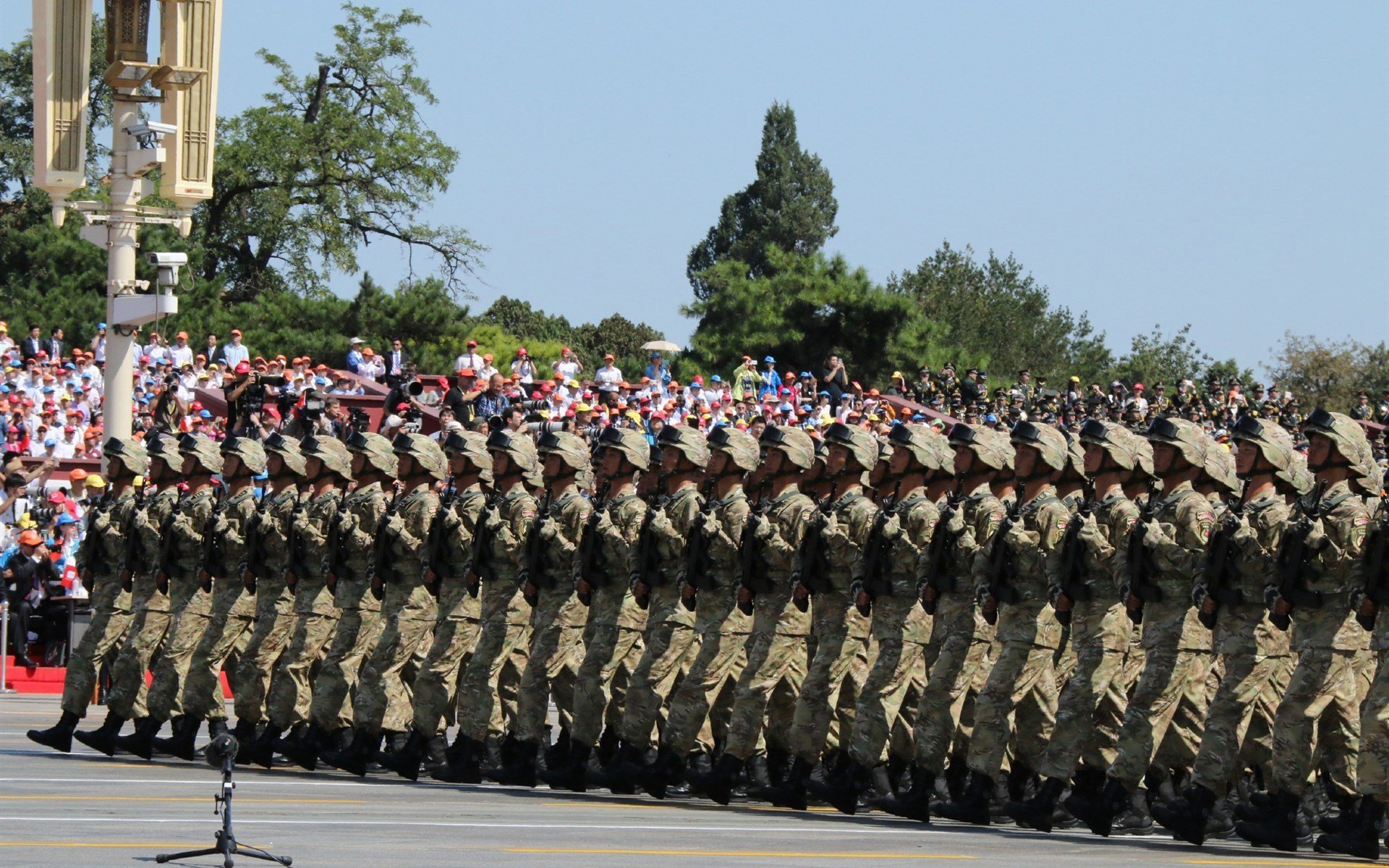 希腊男篮在欧洲锦标赛中荣获冠军，续写光辉篇章，2021年希腊男篮