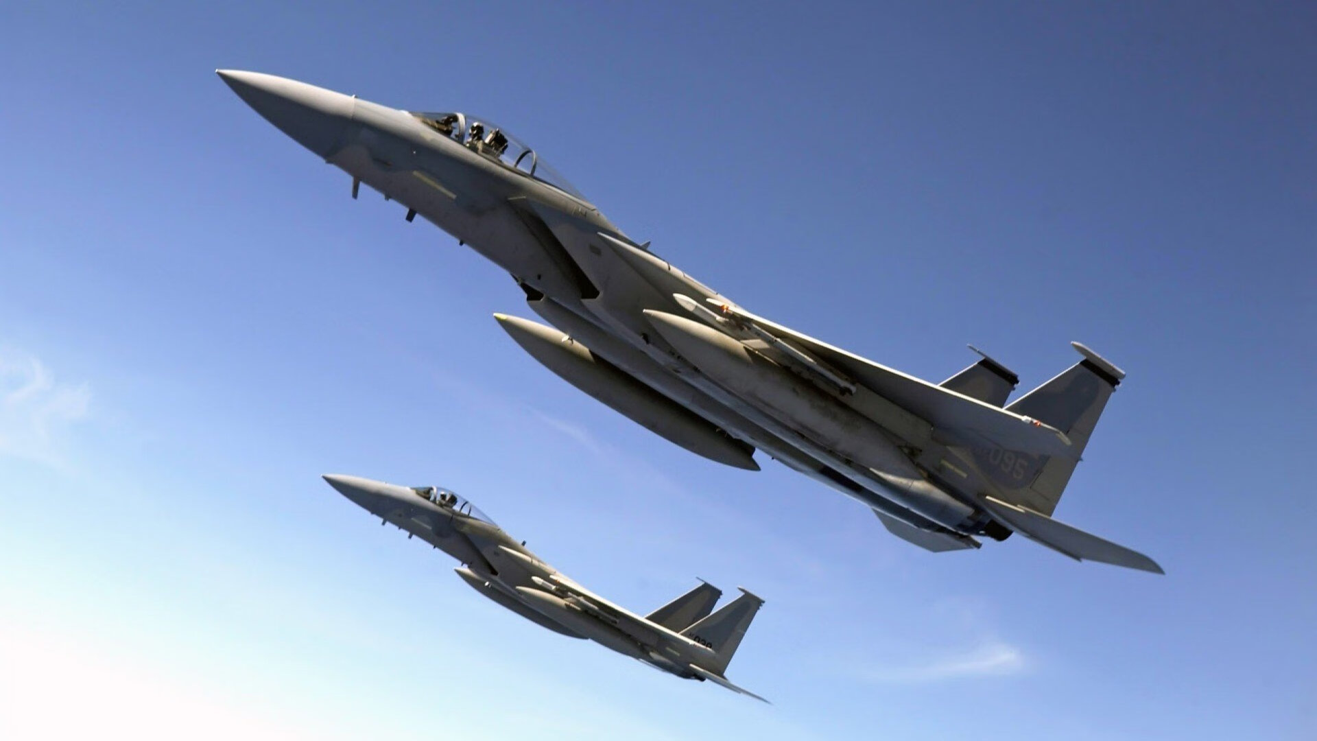 拜仁主场大胜锁定半程冠军,拜仁提前34轮夺冠